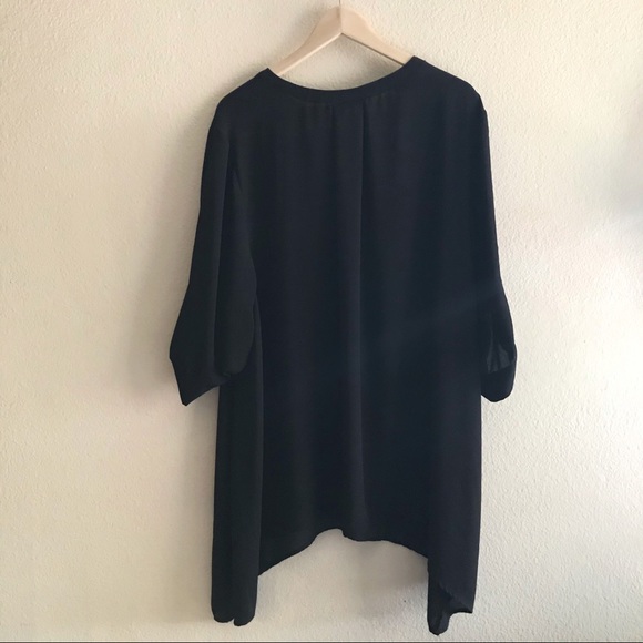 Torrid | Black Key Hole Front Blouse - Picture 2 of 6